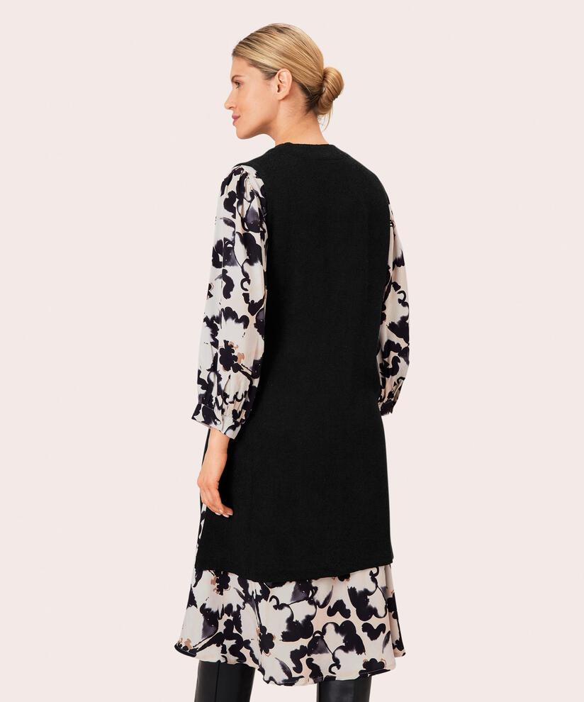 Jeogina Vest, Black