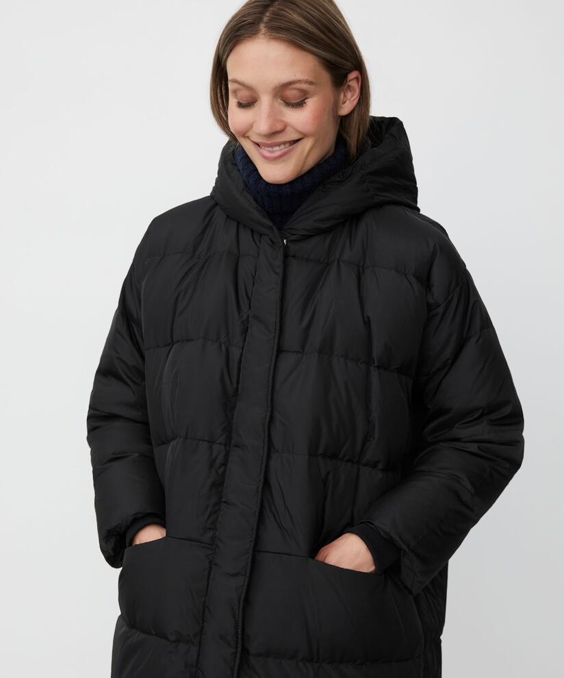 Thilde Dunkåpe, Black