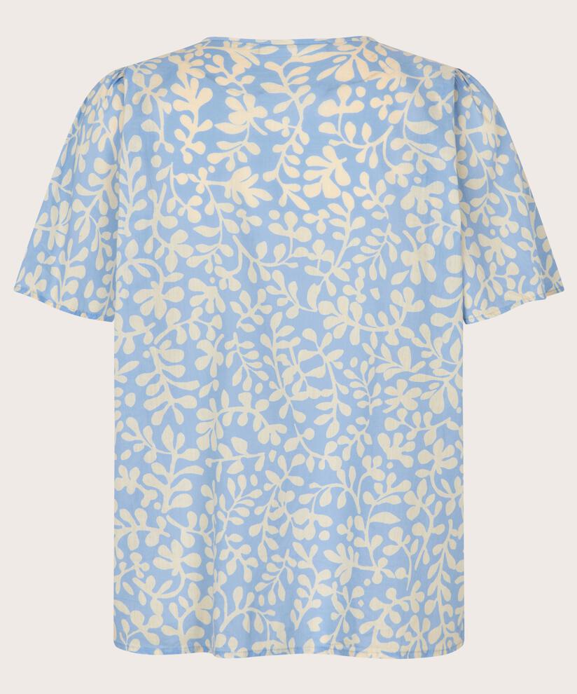 Delphia Topp, Della Blue