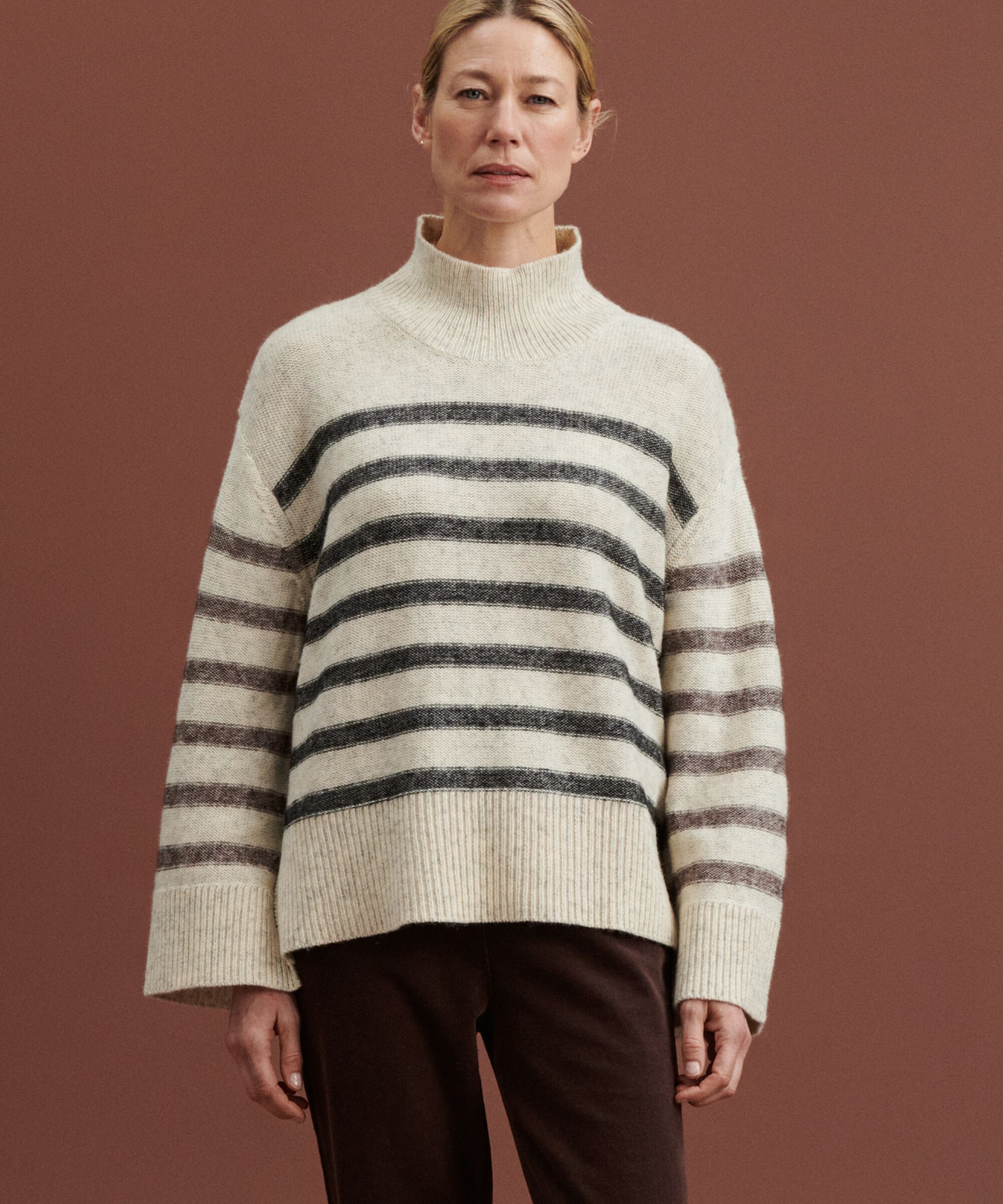 Fultura Strikkegenser, Whc/blk/coffe