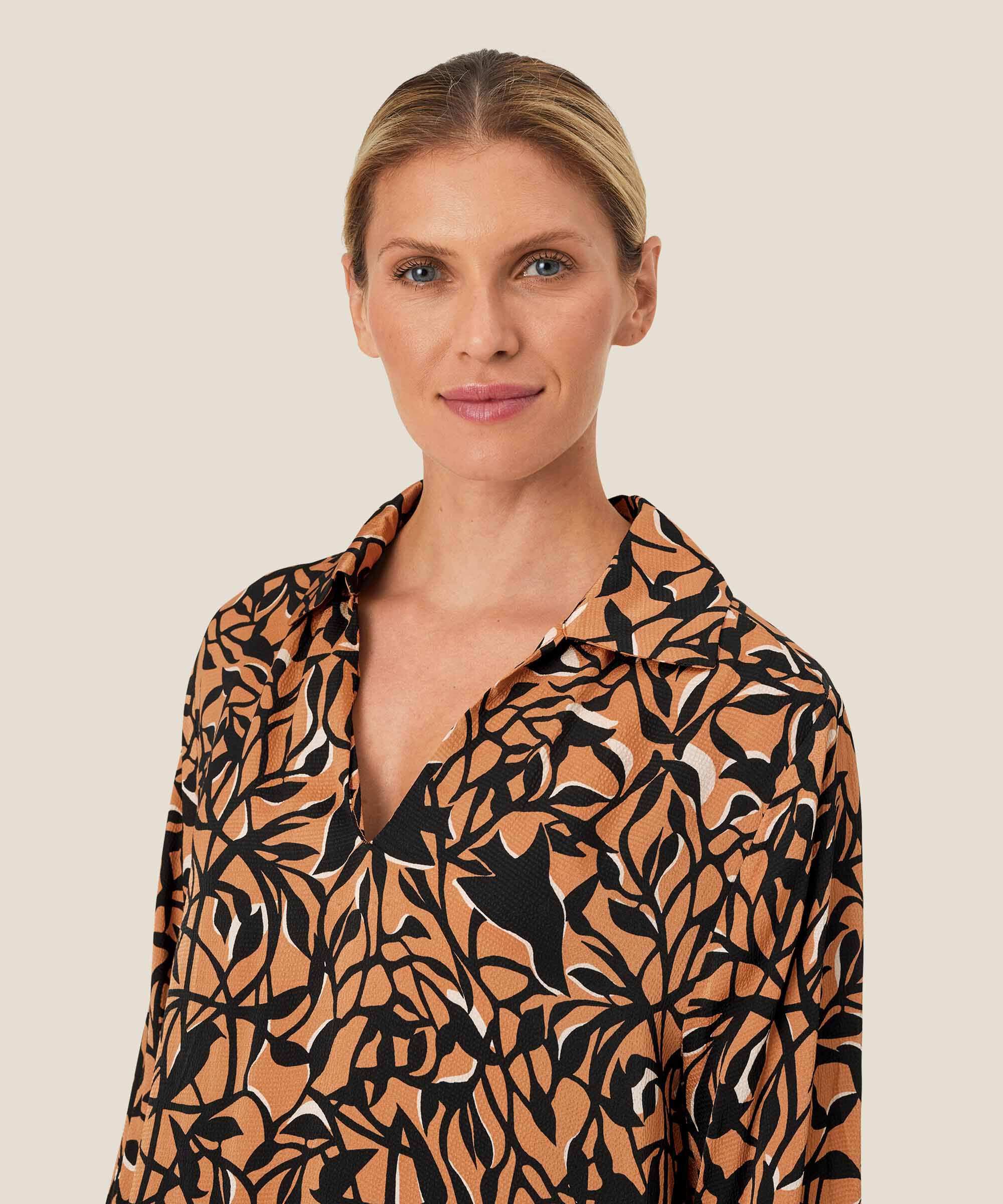 Gagpura Tunika, Bisquit