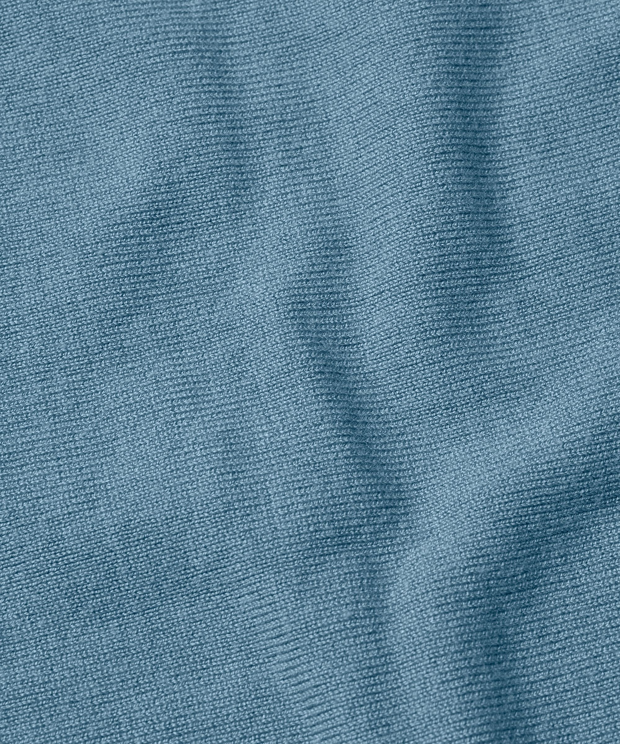 Fanasi Strikkegenser, Proven Blue