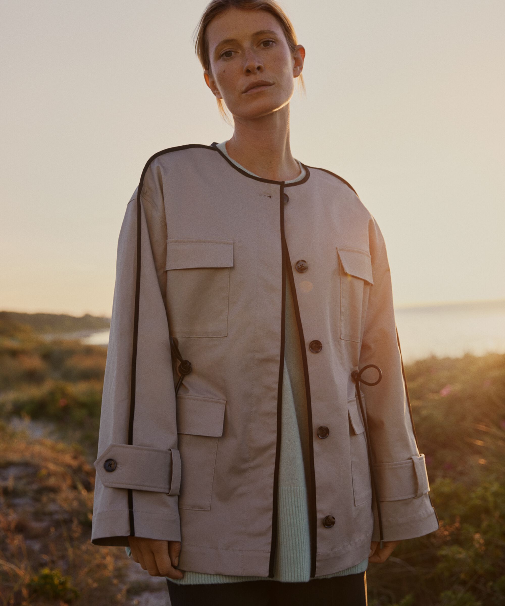 Tuniper Jakke, Plaza Taupe