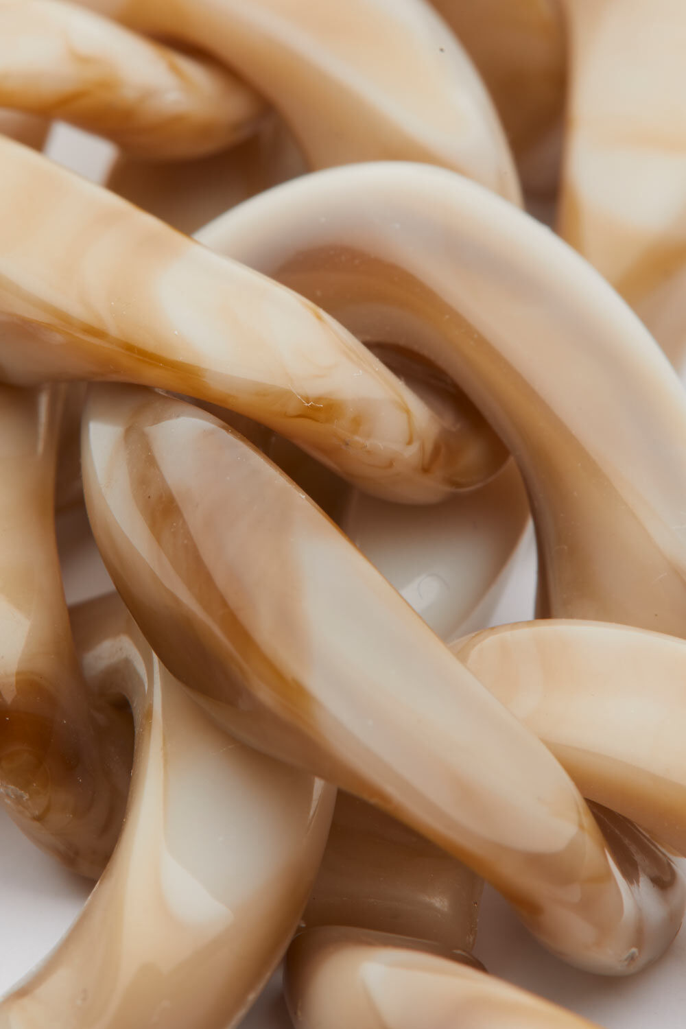 RHEA HALSKJEDE, Natural