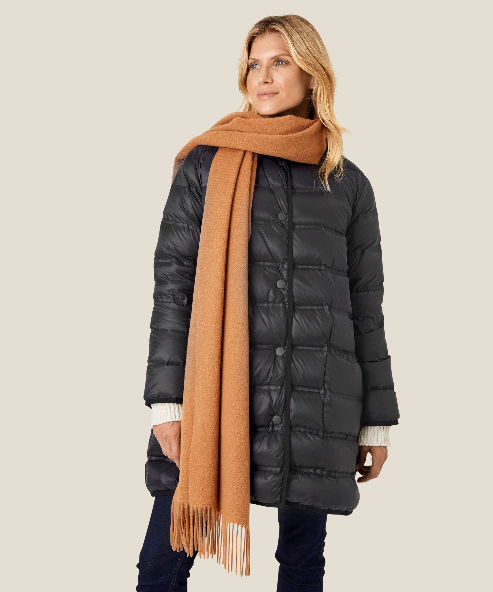 Anna Skjerf, Tobacco Brown