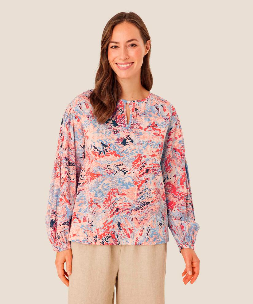 Danette Topp, Orange com