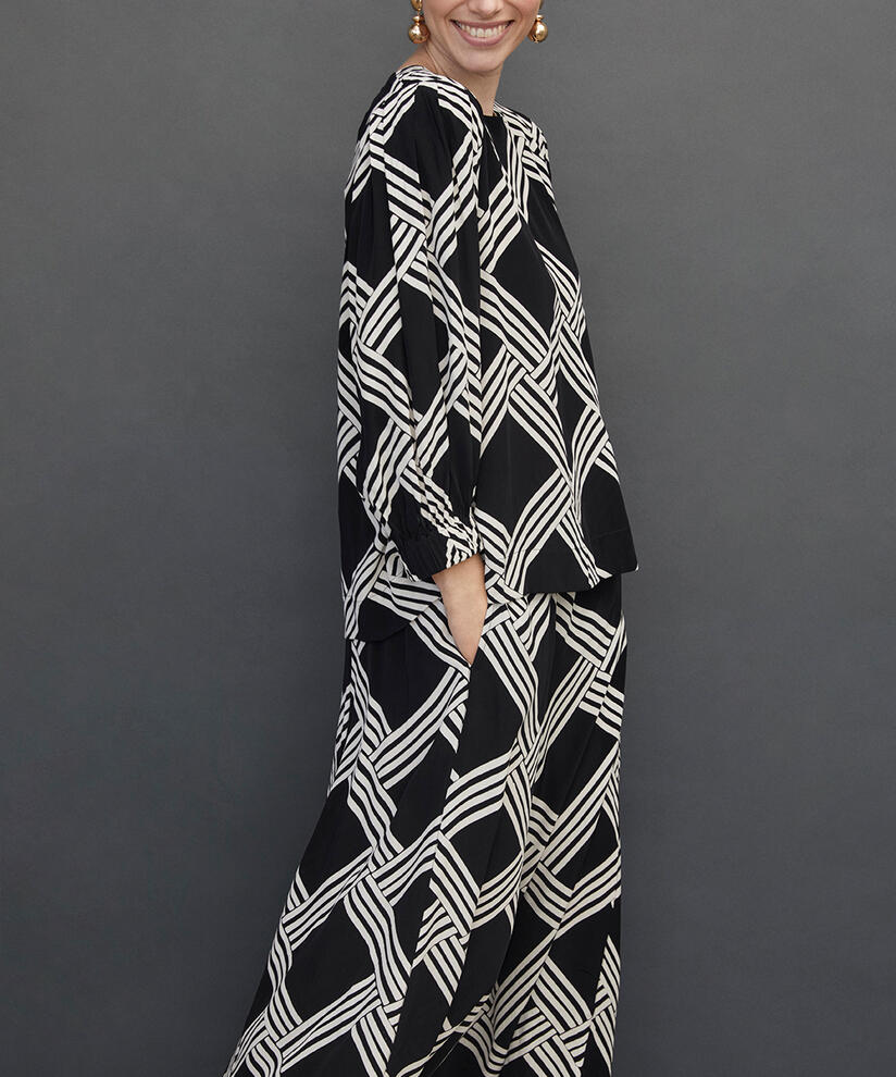 PAMEL BUKSER, Black