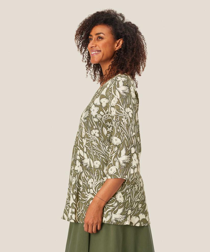Kata Topp, D. Lichen Green