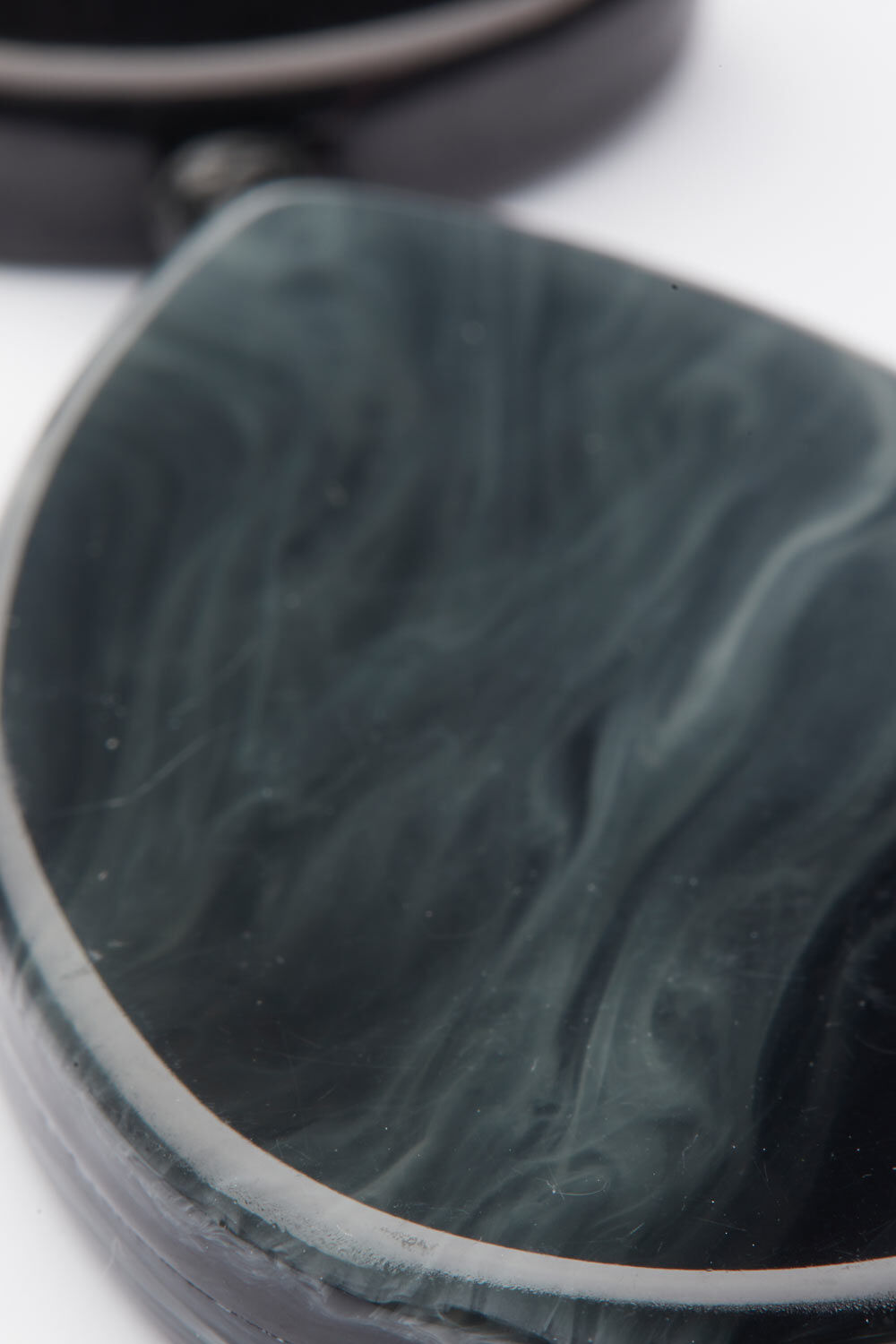 RENATA &Oslash;REDOBBER, Black