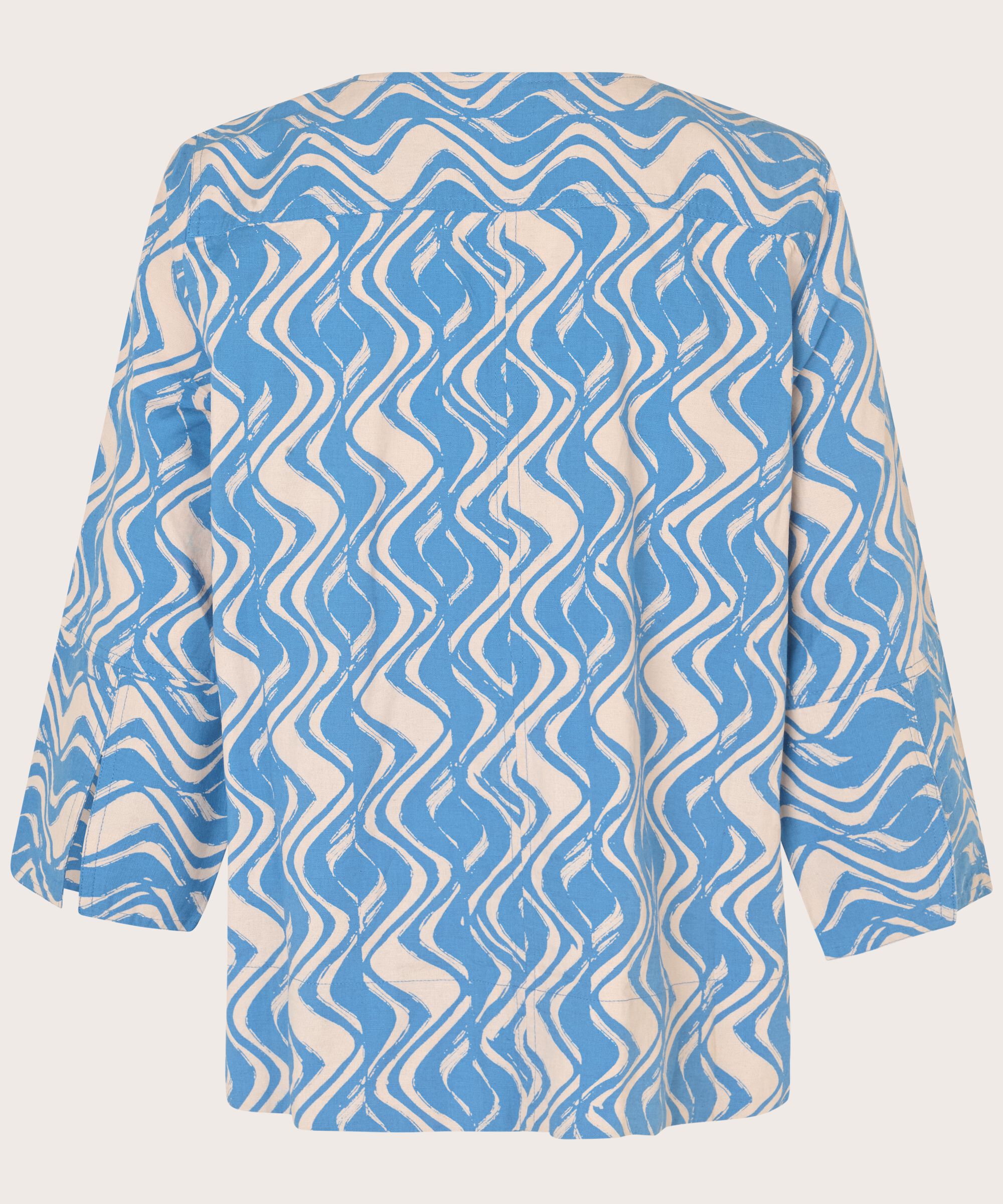 Deirdra Topp, Blue Bonnet