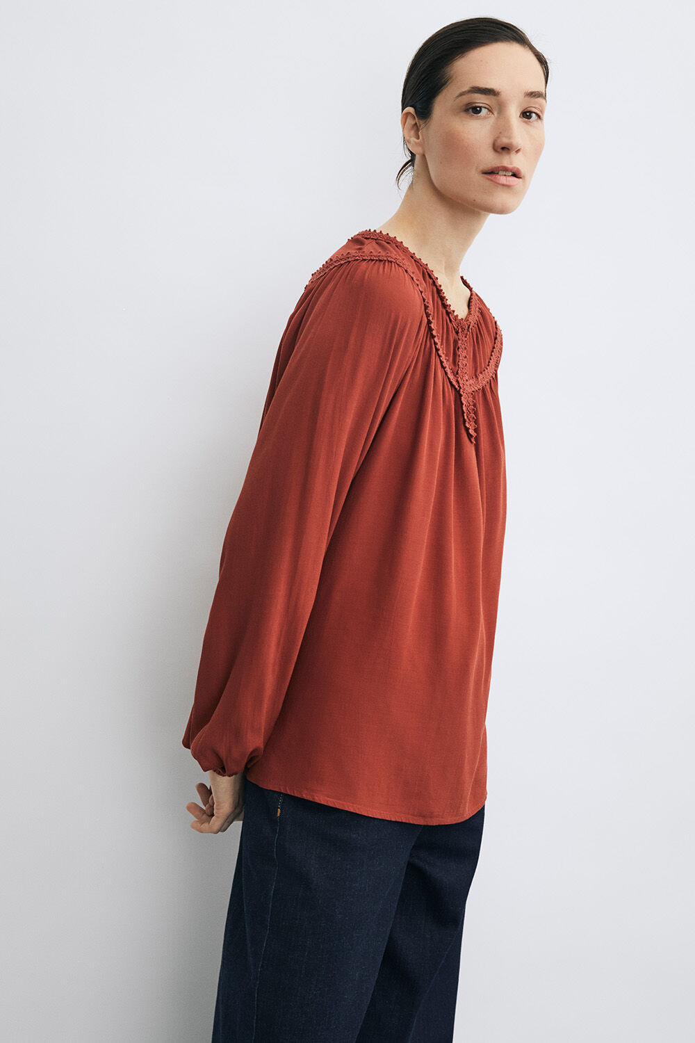 Delira topp - Russet Brown, Passang Denim Bukse - Dark Denim