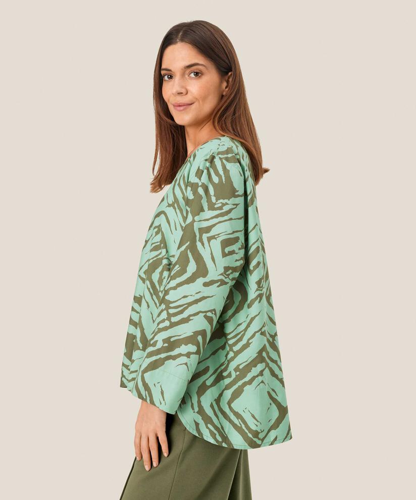 Drean Topp, D. Lichen Green