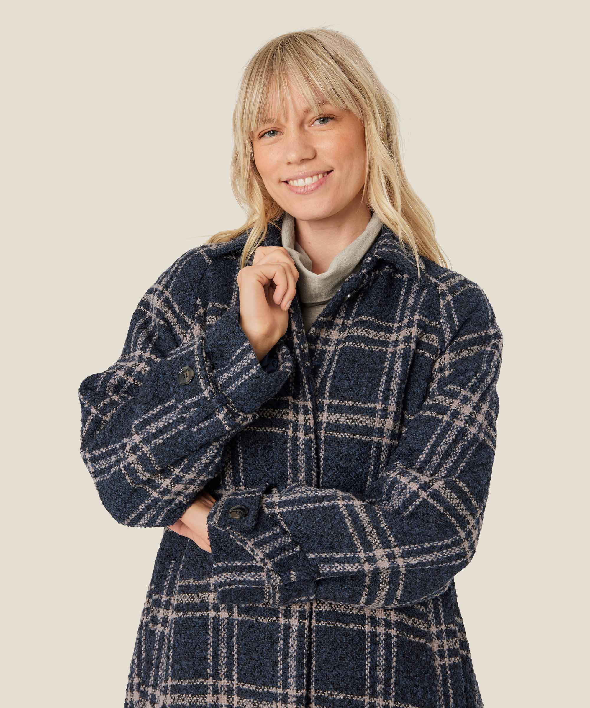 Tanu Frakke, Moonlit Ocean