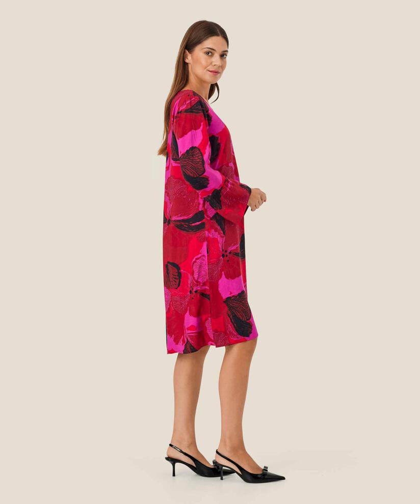 Novella Kjole, Haute Red