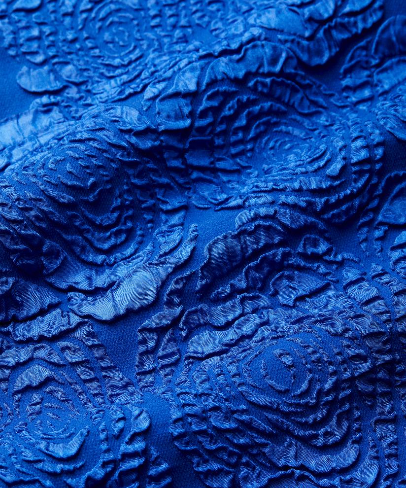 Nirisa Kjole, Surf the web