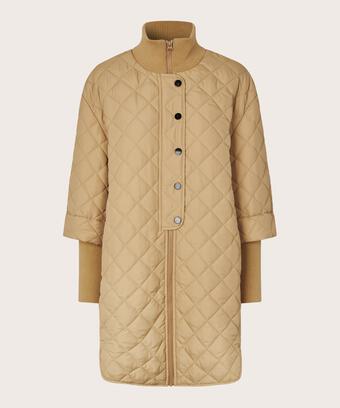 Talvire Kåpe, Travertine