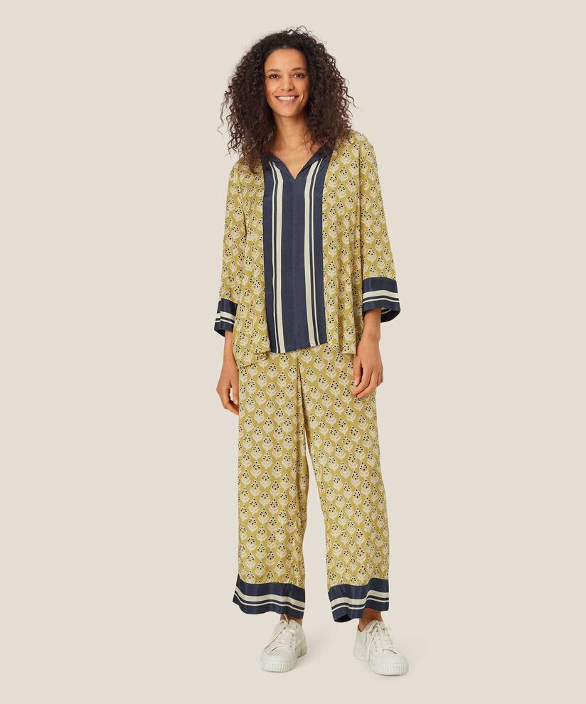 Byrana Topp, Burnish Gold