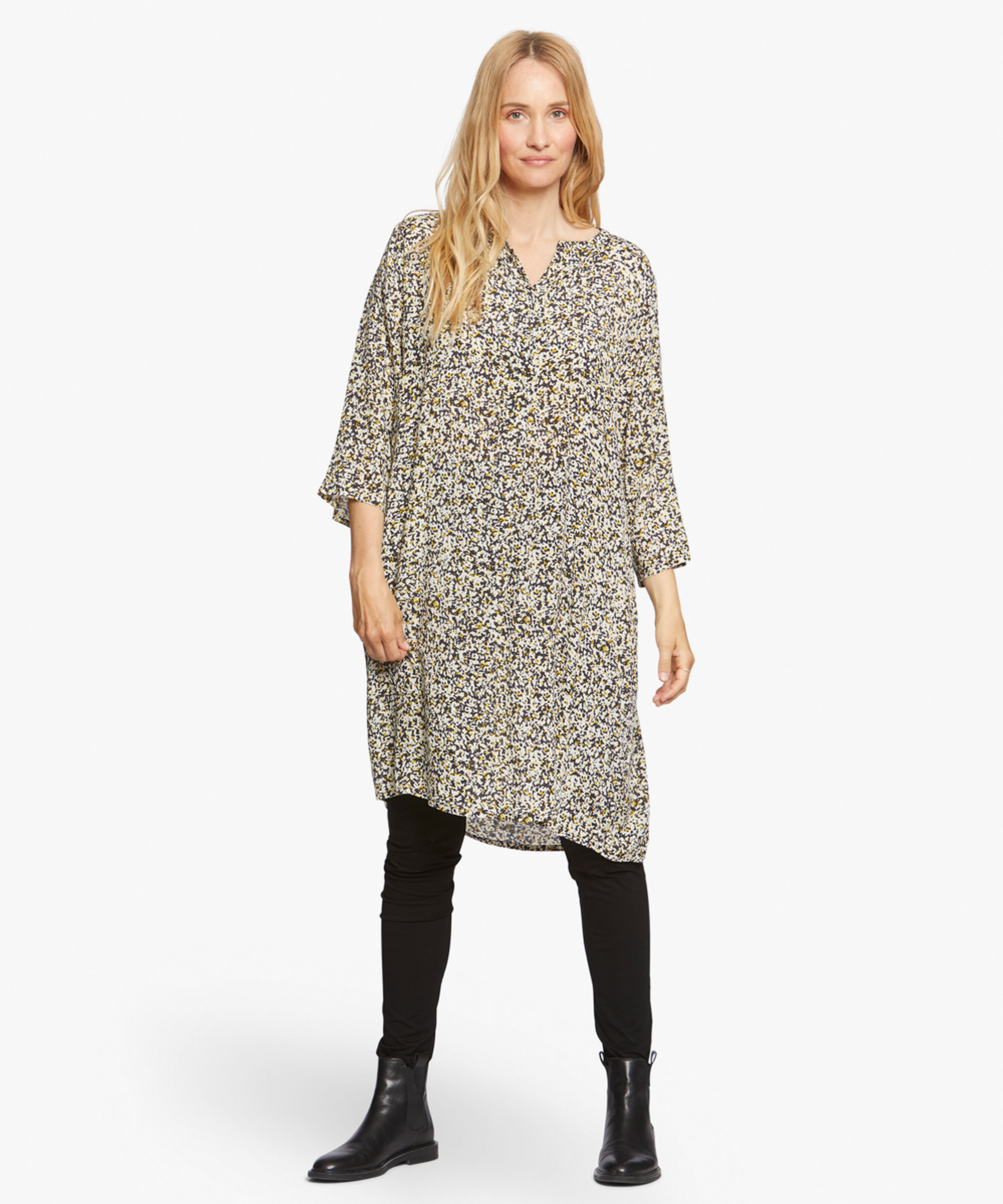 NATALIA KJOLE, Oil Yellow